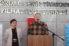 Down Sendromlu fotoğraf sanatçısı Volkan Niyazi Madaslı'nın Duvarlar adlı sergisini Belediye başkanı Kadir Albayrak ve çok sayıdaki konukla açtık