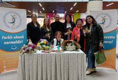 Down Sendromlu yazar Pelin Atakan'ın imza gününden...