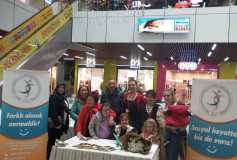 Down Sendromlu yazar Pelin Atakan'ın imza gününden...