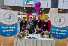 Down Sendromlu yazar Pelin Atakan'ın imza gününden...