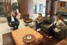 Hilton Garden Inn Çorlu Genel Müdürü Tolga Tiren ile Yönetim Kurulu Başkanımız Zehra Metin Özen ve dernek üyelerimizin bir proje görüşmesi...