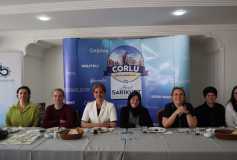 Çorlu belediyesi desteği ile gerçekleştirdiğimiz Anneler günü kahvaltısı Özel Eğitim Uzmanı Hatice Bayram Sadıkoğulları'nın Bilgilendirme semineri eşliğinde...