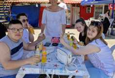 Süleymanpaşa Su Ürünleri Kooperatifi Başkanı İbrahim Pehlivanoğlu ve derneğimiz desteği ile düzenlenen yaza merhaba tekne gezisinden sonra balık ekmek ikramı yapıldı...